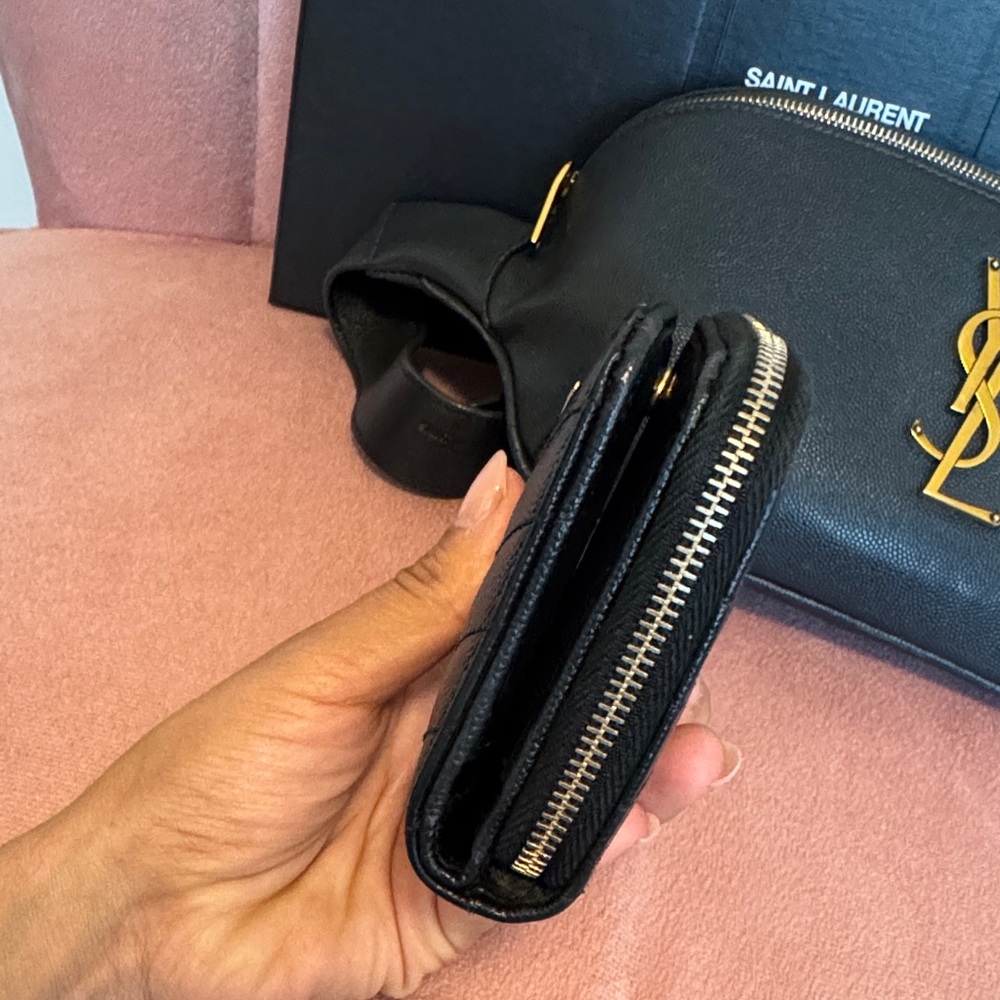 ✨ SALE ✨ Saint Laurent Wallet - Picture 8 of 12
